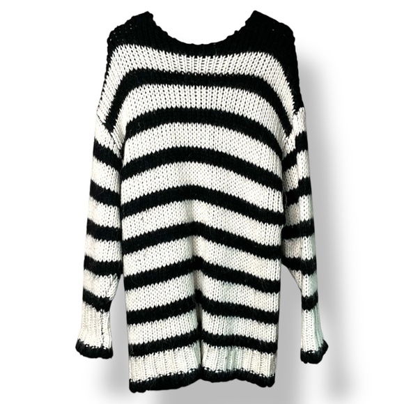 ZARA Black & White Vee Neck Pullover Sweater with Wool & Alpaca US Sz M - Picture 4 of 9